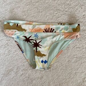 ❤️ Rip Curl Swim Bikini Bottom Size Small NWOT